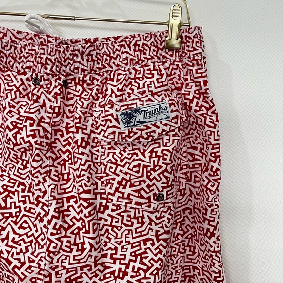 Trunks Surf & Swim shorts Trunks Size Large Red Asymmetrical Print Mesh Lined - Picture 6 of 11